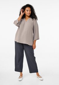 Zizzi Bluse - driftwood