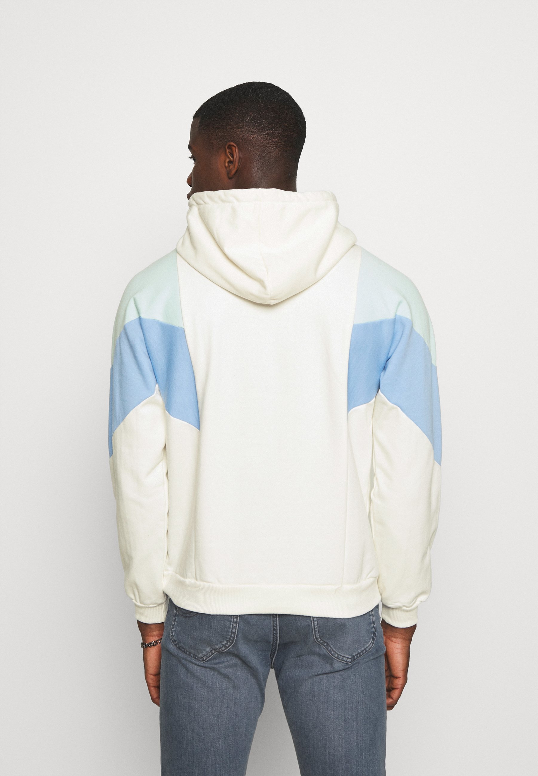 Kaotiko SUD CAP ALBIN UNISEX - Sudadera - ivory/verde/azul/crema -  Zalando.es