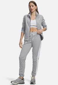 Unausgewählt, mod gray (012)