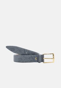 Cintura in pelle grigia con motivo impresso, fibbia rettangolare color oro e fori di regolazione standard. Texture liscia, estremità affusolate.