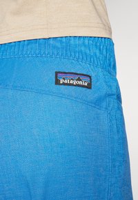 Patagonia HAMPI ROCK PANTS - Calças para exterior - endless blue