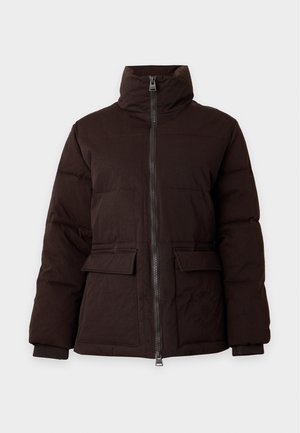 Armani Exchange, Winterjas - antagonist