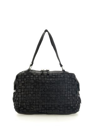 Borsa a tracolla intrecciata in pelle nera con forma rettangolare, dotata di due robuste cinghie per la spalla e chiusura a zip nella parte superiore.