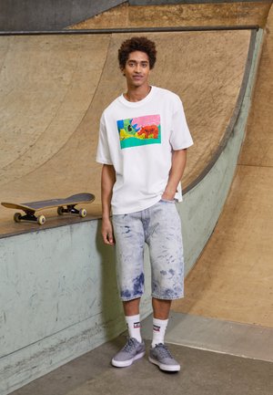 SKATE BAGGY - Shorts di jeans - blue denim