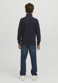 Jack & Jones Junior JUNIOR ROLLKRAGEN - Jersey de punto - total eclipse