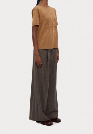 T-shirt basic - brown