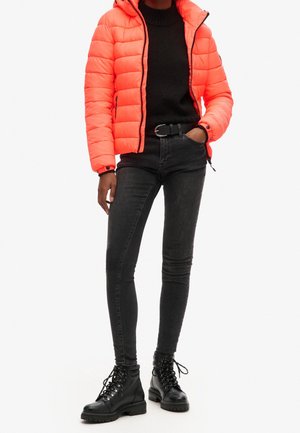 Vinterjakker - coral