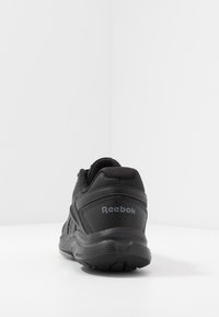 Reebok WALK ULTRA 7 DMX MAX - Kävelykengät - black/cold grey/collegiate royal