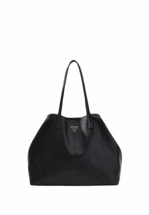 Borsa tote in pelle nera con manici lunghi e piccolo logo a triangolo metallico Guess al centro davanti.