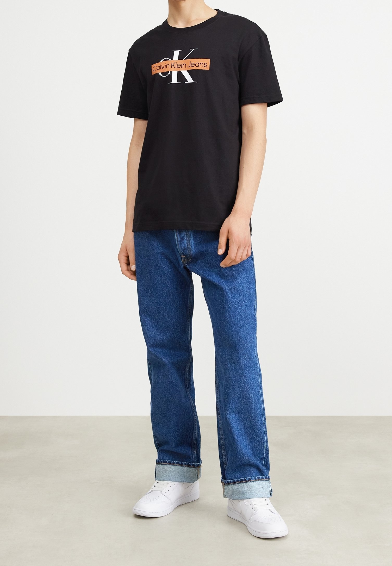 Calvin Klein Jeans Print T-shirt - black - (Pre-owned) - Zalando.ie