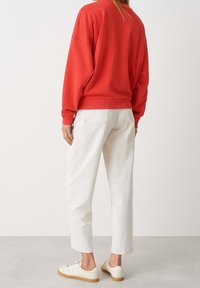 OPUS Sweatshirt - red