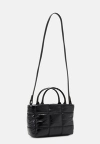 Furla Shoppingväska - black