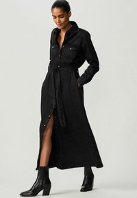 Next WESTERN MIDI - REGULAR FIT - Rochie maxi - black