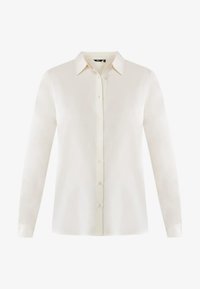 Camicia crema con bottoni realizzata in tessuto liscio, caratterizzata da un colletto classico, maniche lunghe e orlo dritto. Superficie leggermente testurizzata con un delicato lucido.