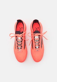 adidas Performance F50 ELITE FIRM GROUND - Fodboldstøvler til fast underlag - turbo/aurora black/platin metallic