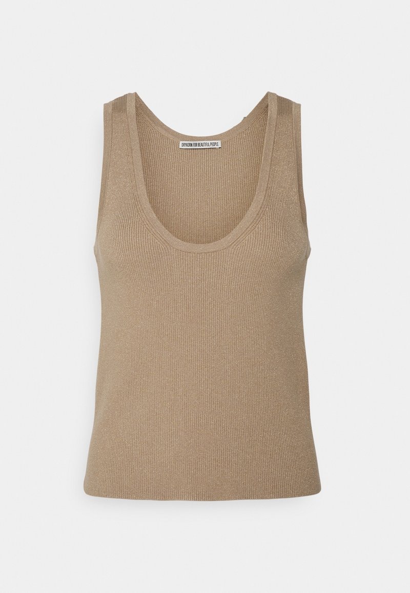 Tan ribbad linne med rundad halsringning och breda axelband. Slät yta, figurnära design och en subtil lyster. Inga mönster eller accenter.