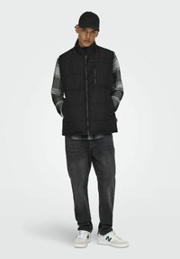 Only & Sons Vest - black