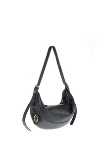 Borsa a tracolla in pelle nera con finitura testurizzata, silhouette curva, tracolla regolabile e dettagli in metallo dorato. Dettaglio con chiusura a zip incluso.