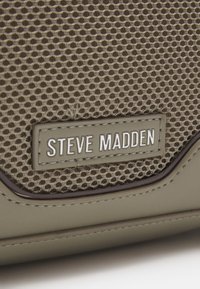 Steve Madden BDIEGO - Rankinė - olive