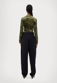 Vanessa Bruno DAVID - Auduma bikses - noir