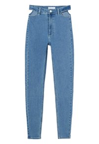 Vaqueros de talle alto y pierna recta en denim azul claro, con bolsillos delanteros y un cierre simple de botón. Textura suave, con mínimo desgaste.