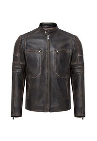 Donkerbruine leren jas met een hoge kraag, ritssluiting aan de voorkant, twee borstzakken en gewatteerde schouderdetails. Gladde textuur en aansluitend ontwerp.