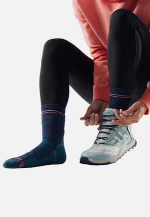 Smartwool, WOMEN'S HIKE FULL CUSHION CREW SOCKS - Calze sportive - deep navy