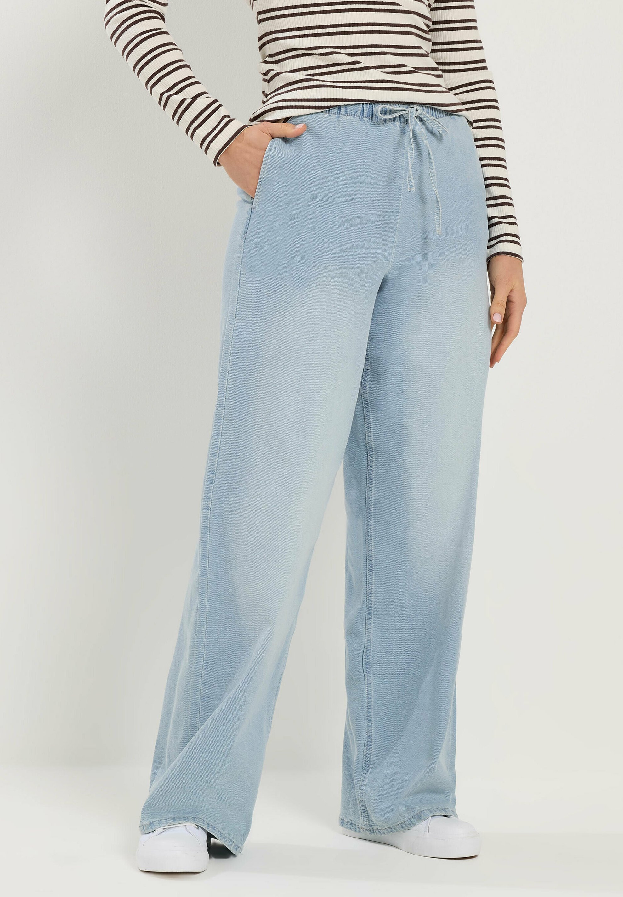 jean-boyfriend-light-blue