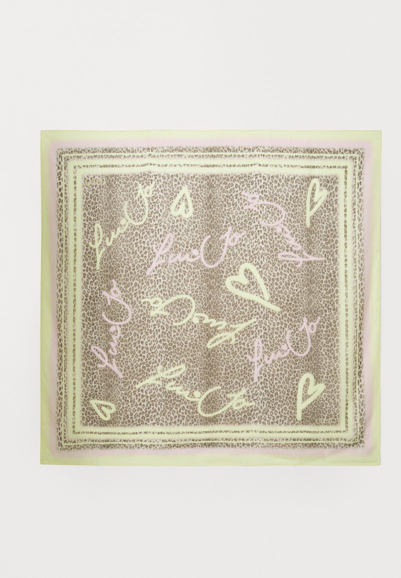 Plejede i leopardprint tørklæde med lys pink og creme skrift samt hjerte motiver, kantet med pastelfarvet grønne og pink kanter.