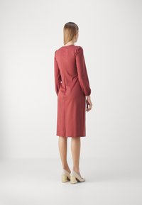 WEEKEND MaxMara Robe en jersey - cognac
