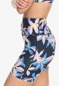 Roxy HEART INTO IT BIKER PRINTED - Punčochy - kvj