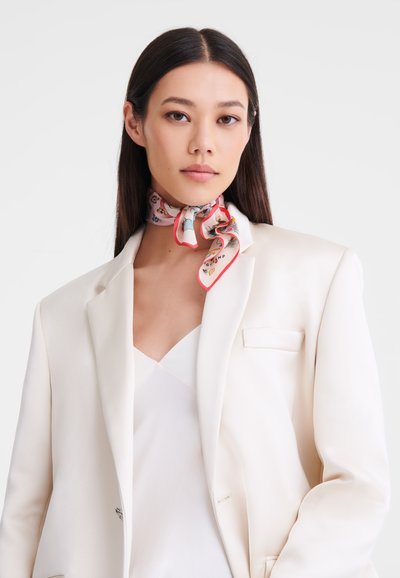 Longchamp Scarf - marshmallow