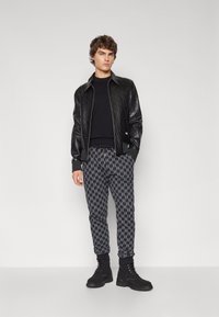 KARL LAGERFELD BLOUSON - Casaco de couro - black