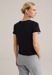 WE Fashion Jednoduché tričko - black