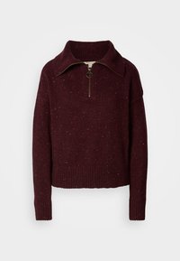 Bordeaux gebreid sweater met opstaande kraag, kwart ritssluiting, geribde manchetten en zoom, met een gespikkelde textuur voor extra detail.