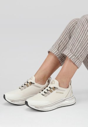 Giesswein, Chaussures de running sur route - naturweiß