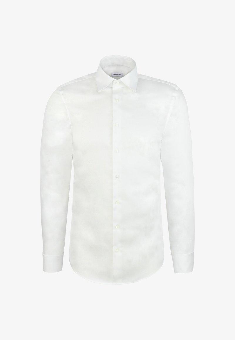 Chemise blanche à manches longues avec boutons sur le devant, col pointu et poignets boutonnés, présentée de face sur un fond uni.