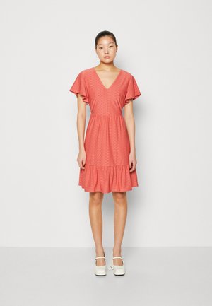 ONLY ONLSANDRA V NECK - Φόρεμα ημέρας - mineral red