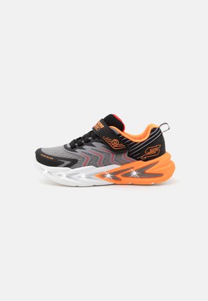Skechers, FLEX GLOW ULTRA - Trainers - black/charcoal//red