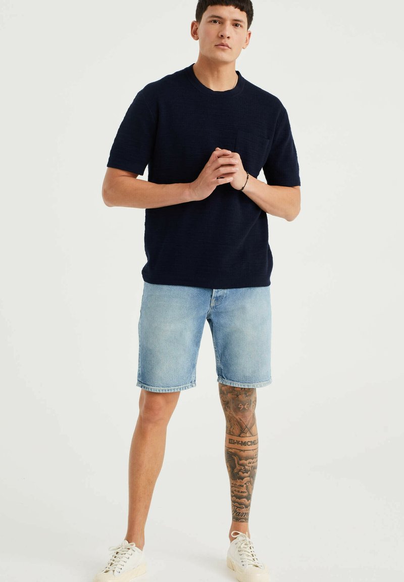 WE Fashion Jeansshort lichtblauw denim WE Fashion Jeansshort lichtblauw denim