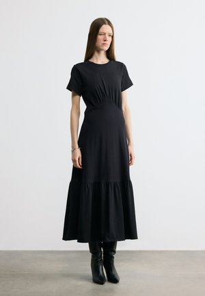 RUCHED BODICE SHORT SLEEVE TIER LONG DRESS - Φόρεμα από ζέρσεϊ - black
