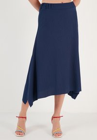 Gonna a campana - indigo