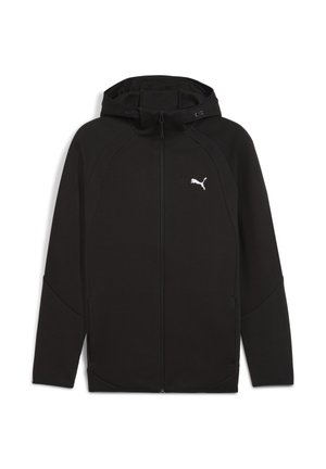 Sort zip-up hoodie lavet af blødt stof, med hætte, sidelommer og et hvidt logo på brystet. Glat tekstur med raglanærmer.