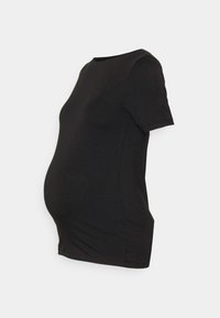 Camiseta de maternidade preta de mangas curtas, feita de um tecido suave, ajustada para acomodar uma barriga em crescimento, com decote redondo e costuras laterais.