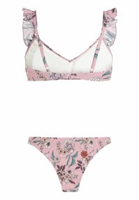 Vaaleanpunainen kukkakuosiset bikinit, joissa on röyhelöstrapit, kolmion muotoinen bralette säädettävällä varusteella ja yhteensopiva matala vyötäröinen alaosa kukkakuosilla.