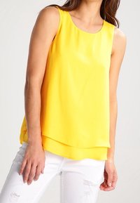 Zalando Essentials Bluse - dark yellow