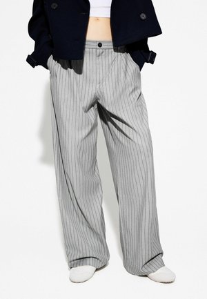 Bershka Bukser - dark grey