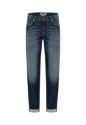 Dunkelblaue Jeans aus Denim mit schmal zulaufender Passform, hellen Waschungen, Fünf-Taschen-Design und umgekrempelten Bündchen. Kupferfarbene Beschläge.