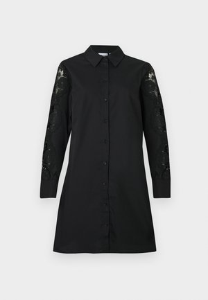 Schwarzes Hemdblusenkleid mit langen Ärmeln, durchgehender Knopfleiste und Spitzendetails an den Ärmeln. Verfügt über einen klassischen Kragen und eine gerade Silhouette.