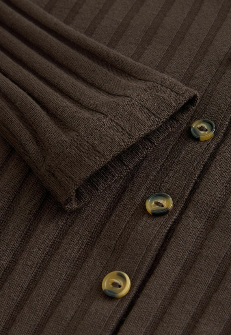 Next LONG SLEEVE BUTTON DOWN MIDI - Robe fourreau - chocolate brown ...